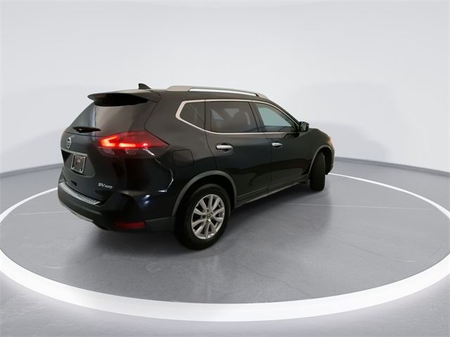 2018 Nissan Rogue SV photo 4