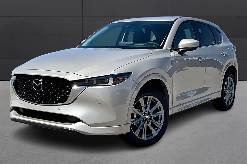 2025 Mazda CX-5 S Premium Plus package's photo