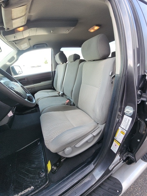 2013 Toyota Tundra Grade CrewMax photo 11