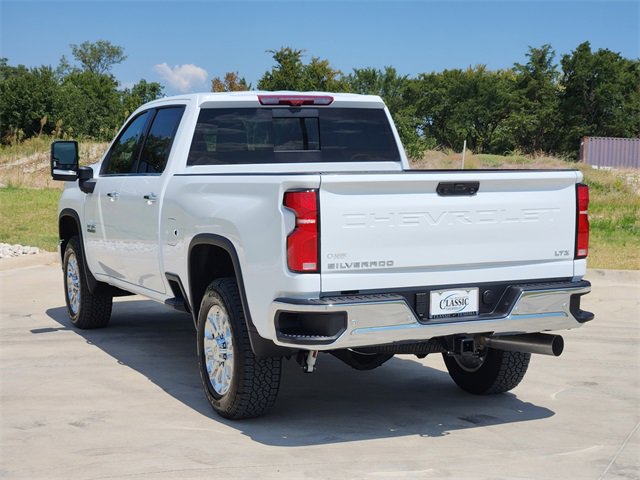 2025 Chevrolet Silverado 2500HD LTZ photo 5