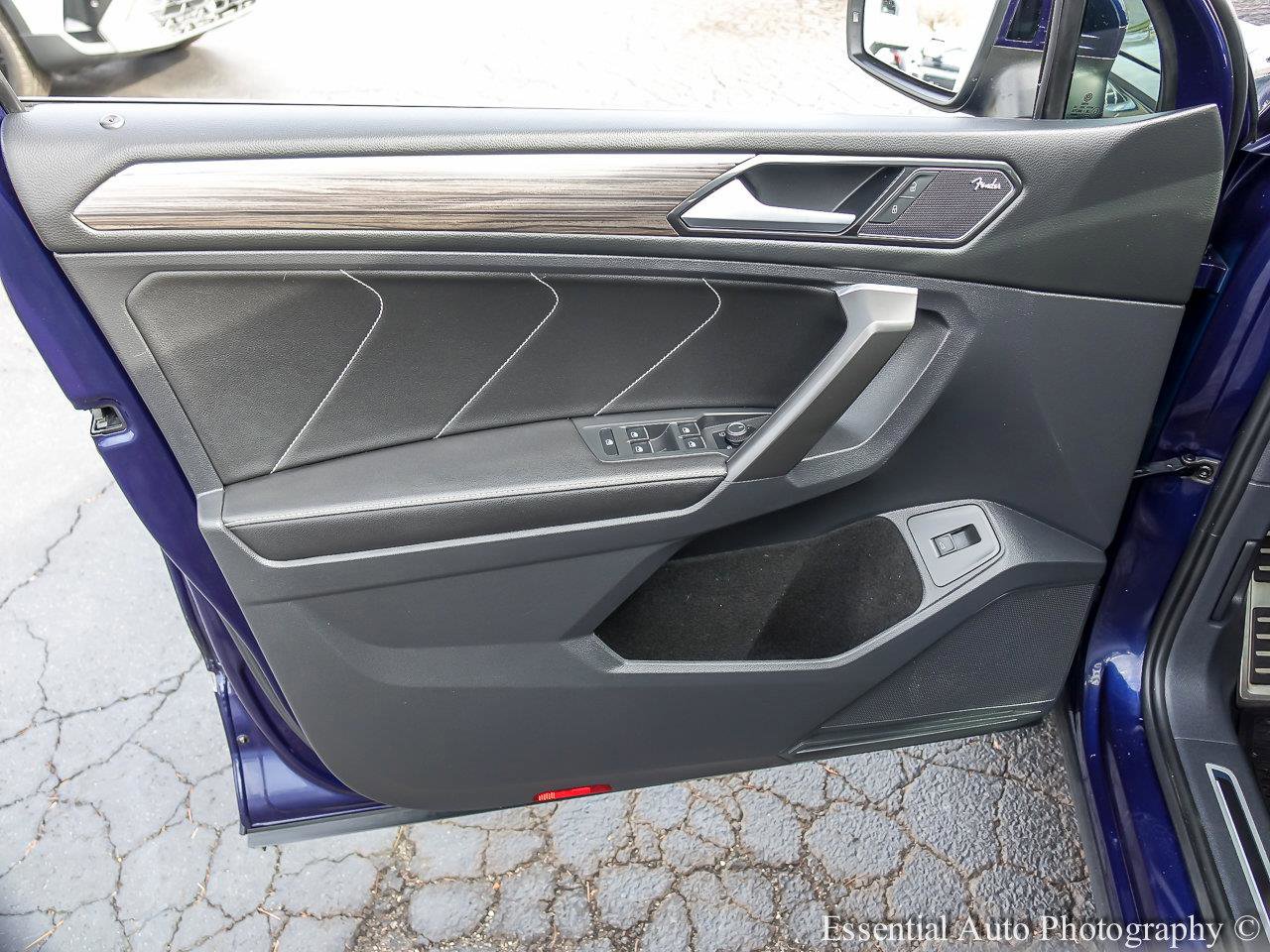 2022 VOLKSWAGEN TIGUAN - Image 18