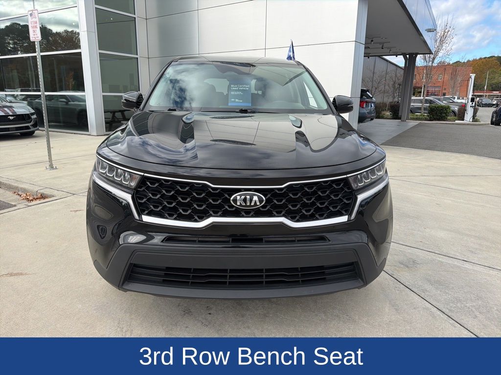 2021 Kia Sorento LX photo 3