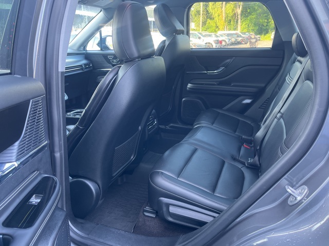 2021 Lincoln Corsair Standard photo 3