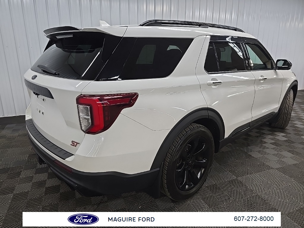2020 Ford Explorer ST photo 10