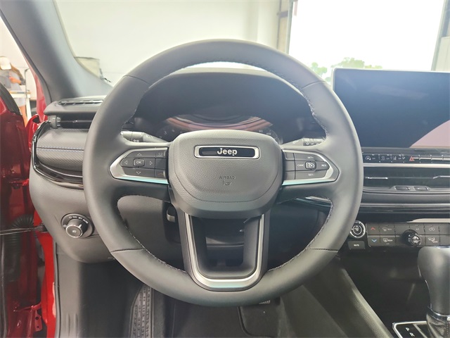 2025 Jeep Compass Latitude photo 19