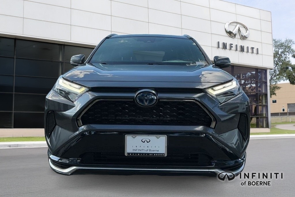 2022 Toyota RAV4 Prime SE photo 2