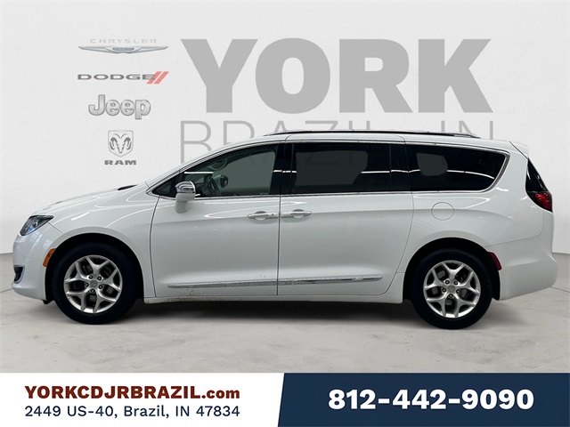 Used 2020 Chrysler Pacifica Limited with VIN 2C4RC1GG5LR156407 for sale in Brazil, IN