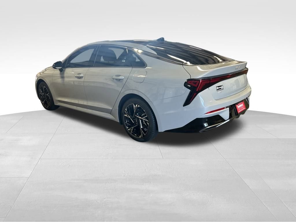 2025 Kia K5 GT-Line photo 3