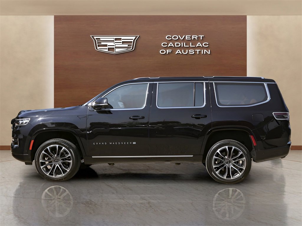 2022 Jeep Grand Wagoneer III photo 2