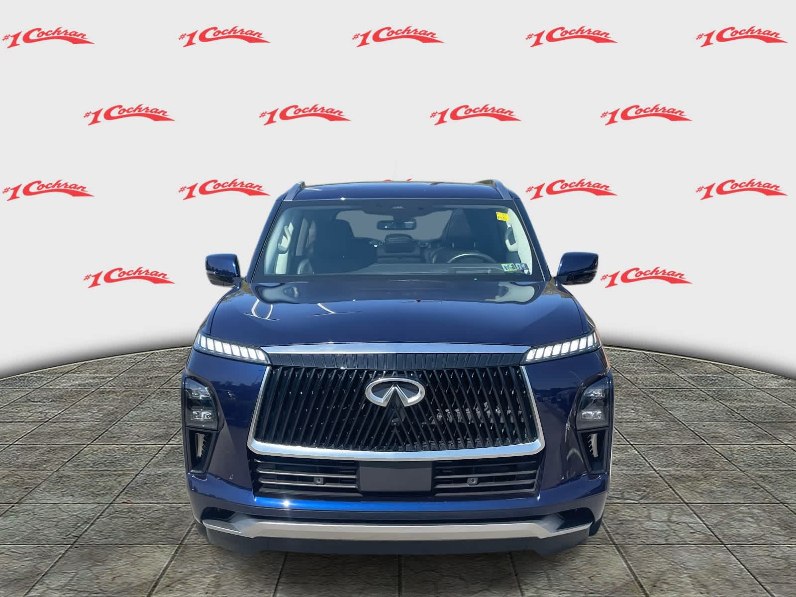 2025 Infiniti QX80 Luxe photo 7