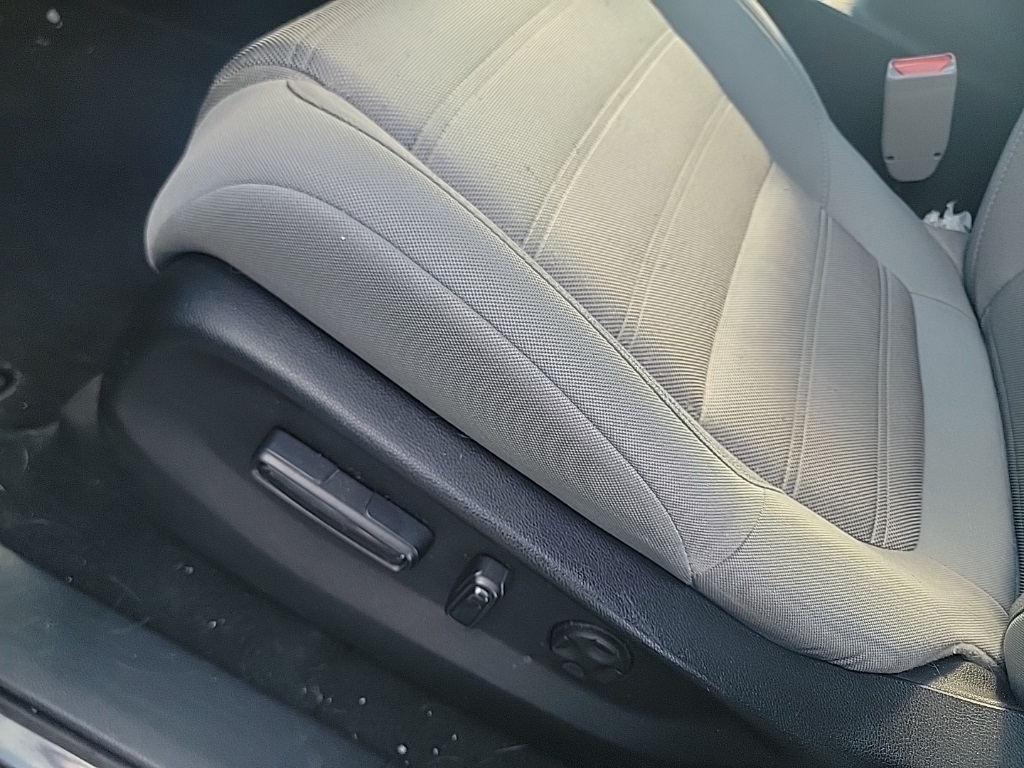 2019 Honda CR-V EX photo 13