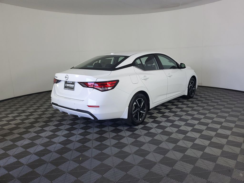 2025 Nissan Sentra SV photo 4