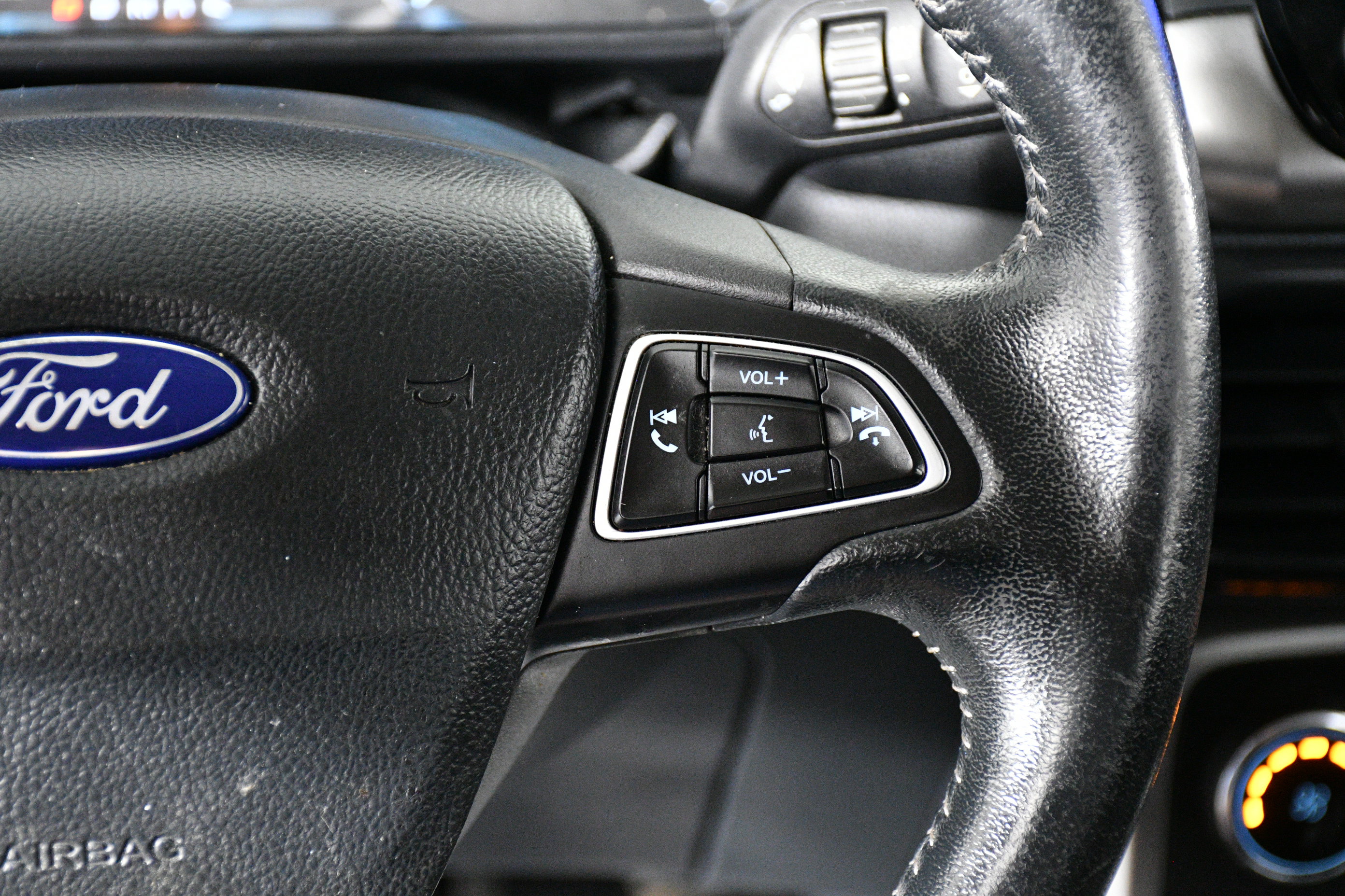 2020 Ford EcoSport SES photo 9
