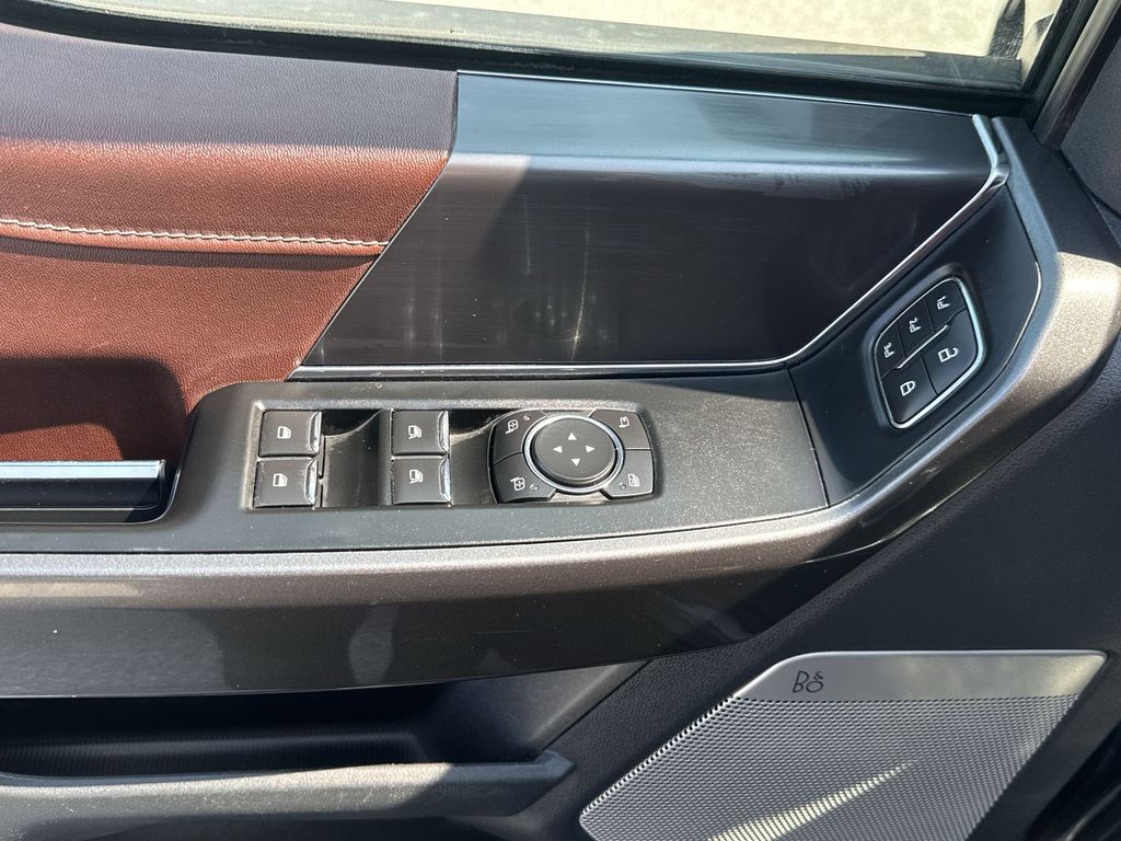 2021 Ford F-150 Lariat photo 15