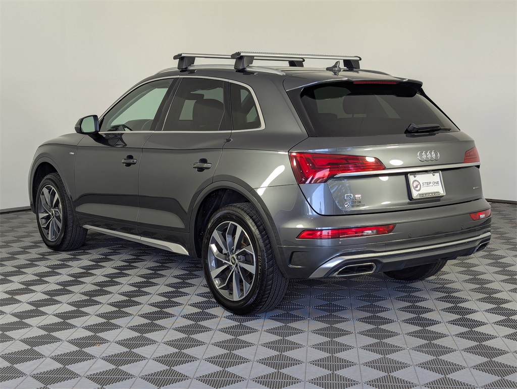 2023 Audi Q5 45 S line Premium photo 3
