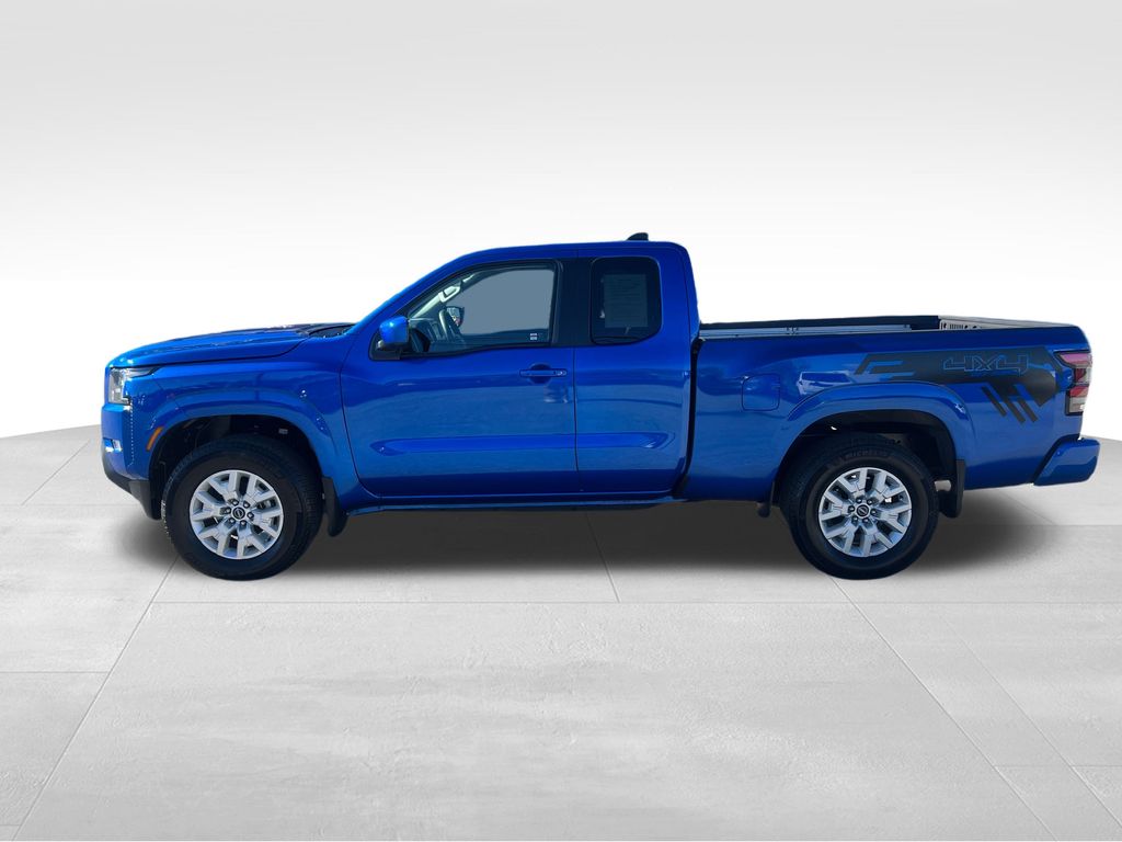 2024 Nissan Frontier SV photo 2