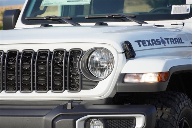 2025 Jeep Gladiator Sport photo 4