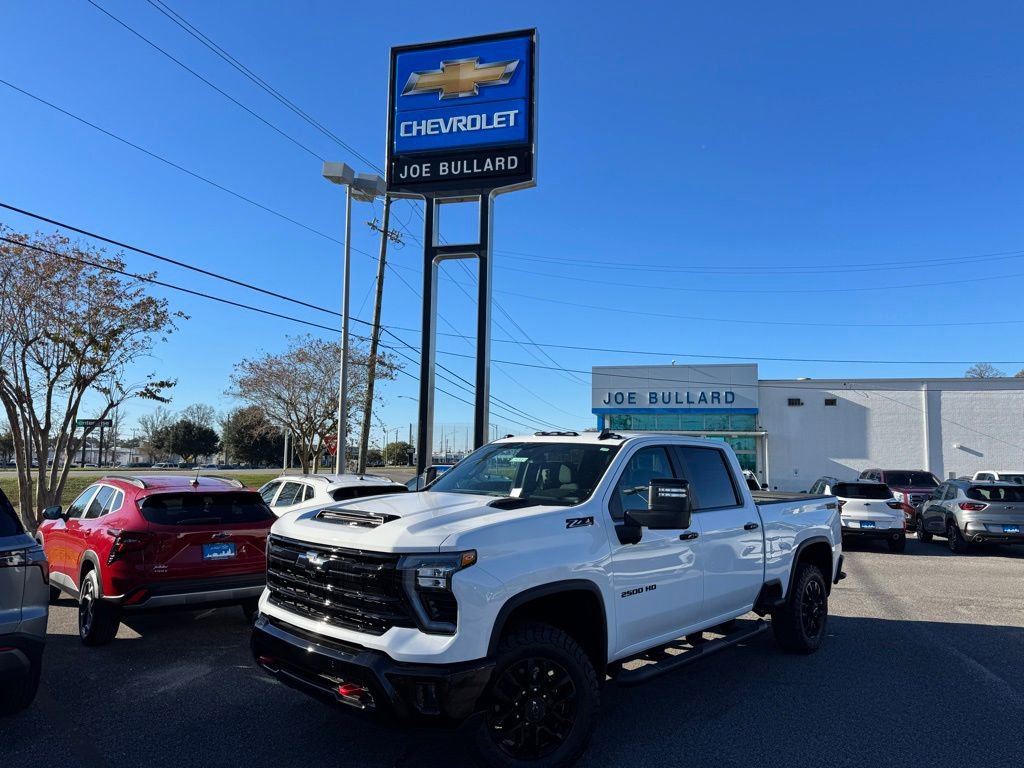 2026 Chevrolet Silverado 2500HD LT's photo