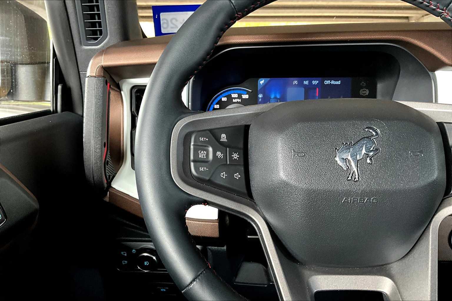 2024 Ford Bronco Heritage Limited First Edition photo 22