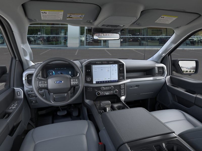 2024 Ford F-150 Lightning photo 9