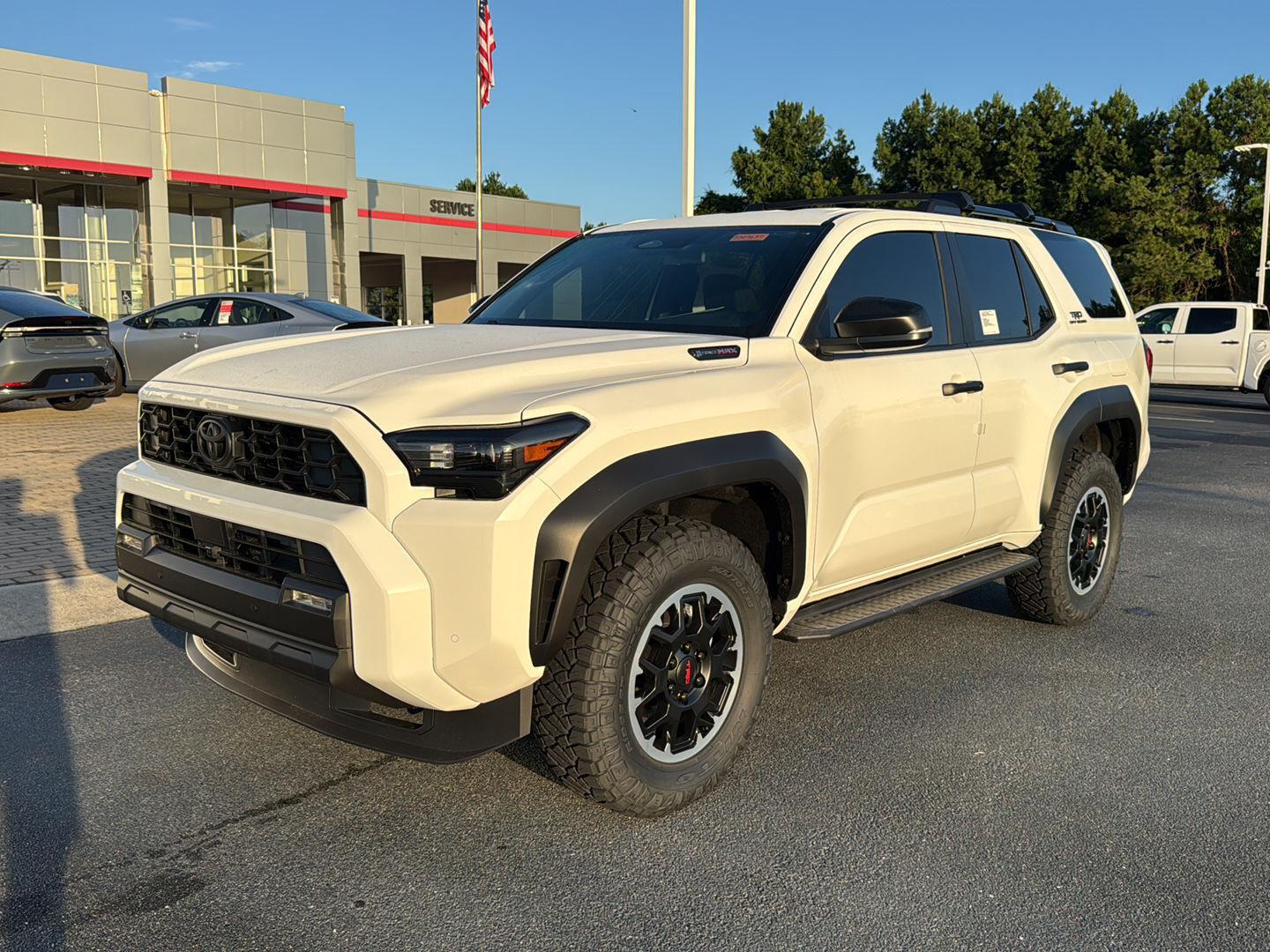 2025 Toyota 4Runner TRD Off-Road photo 2