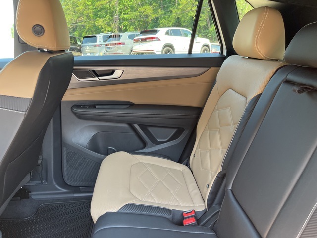 2025 Volkswagen Atlas Cross Sport SE photo 10