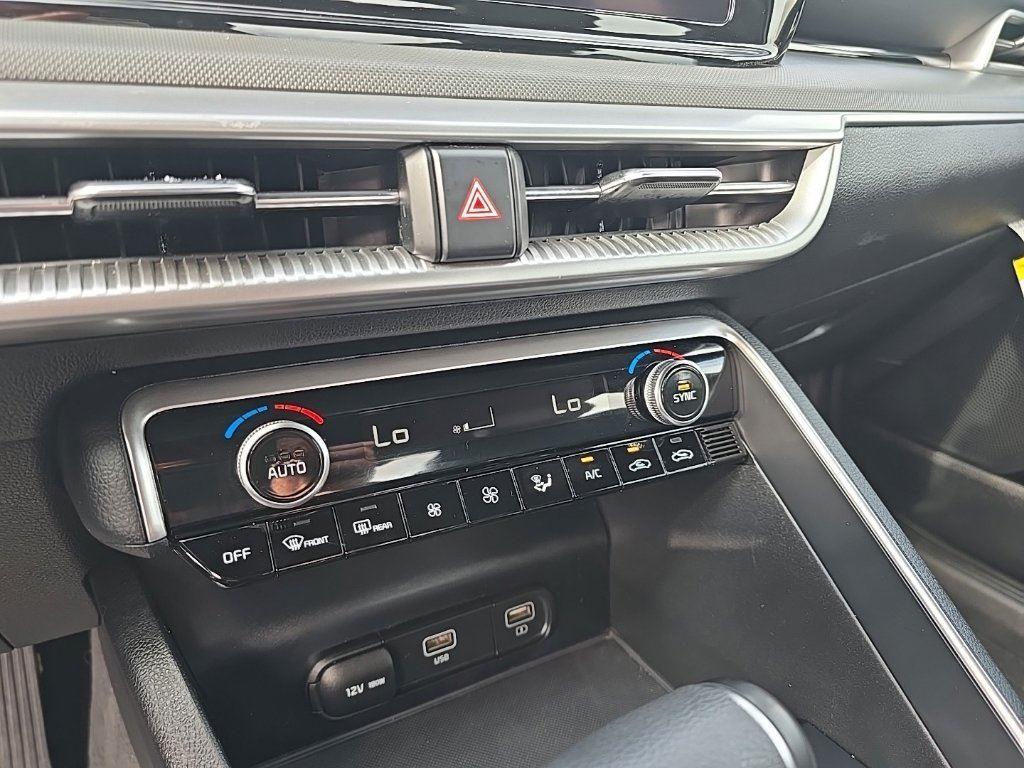 2023 Kia K5 GT-Line photo 19