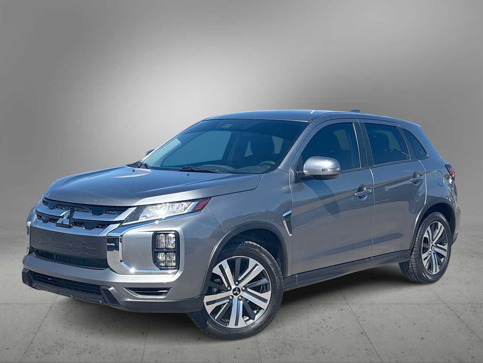 2021 Mitsubishi Outlander Sport SE's photo