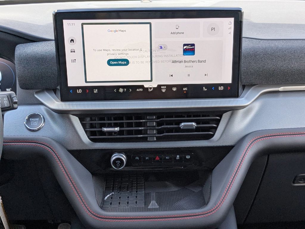 2025 Ford Explorer ST-Line photo 18