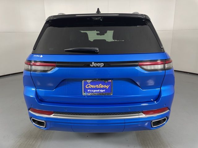 2023 Jeep Grand Cherokee Summit 4xe photo 5