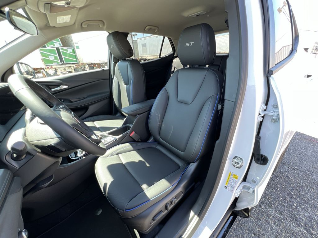 2026 Buick Encore GX Sport Touring photo 16