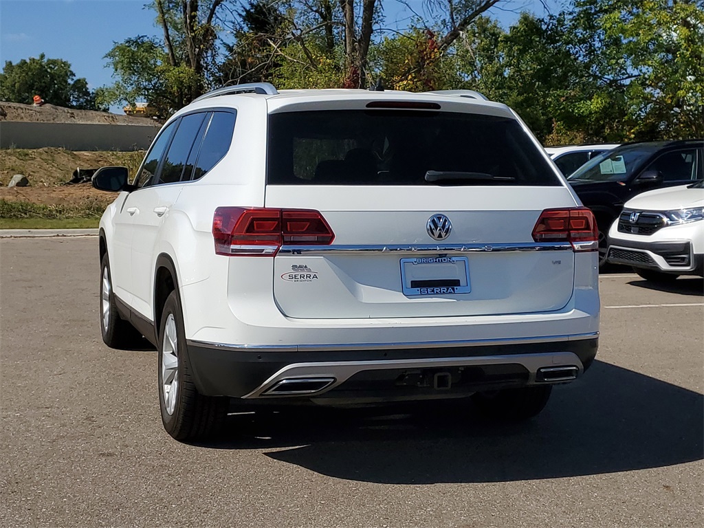 2018 Volkswagen Atlas SEL photo 2