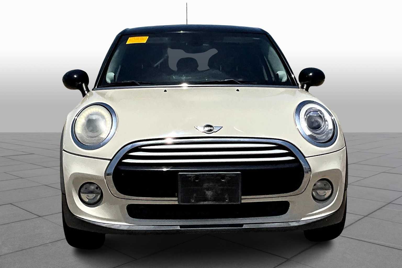 Used 2015 MINI Cooper Base with VIN WMWXS5C50FT827031 for sale in Tomball, TX