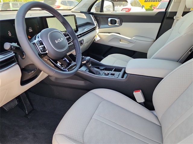 2025 Kia Sorento S photo 9