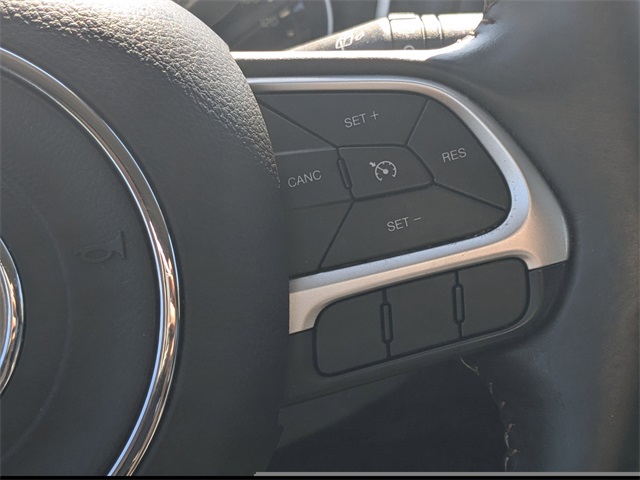 2017 Jeep Compass North Edition Latitude photo 25