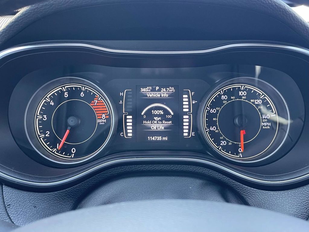 2019 Jeep Cherokee Latitude photo 28