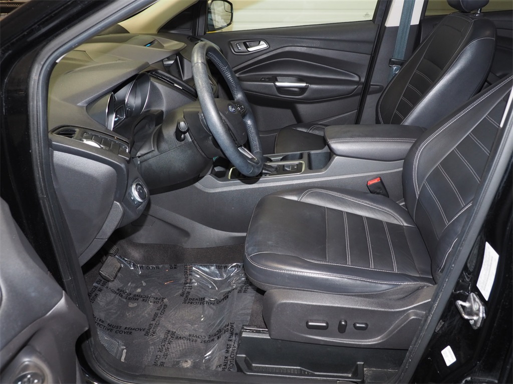 Used 2018 Black Ford SEL image 6