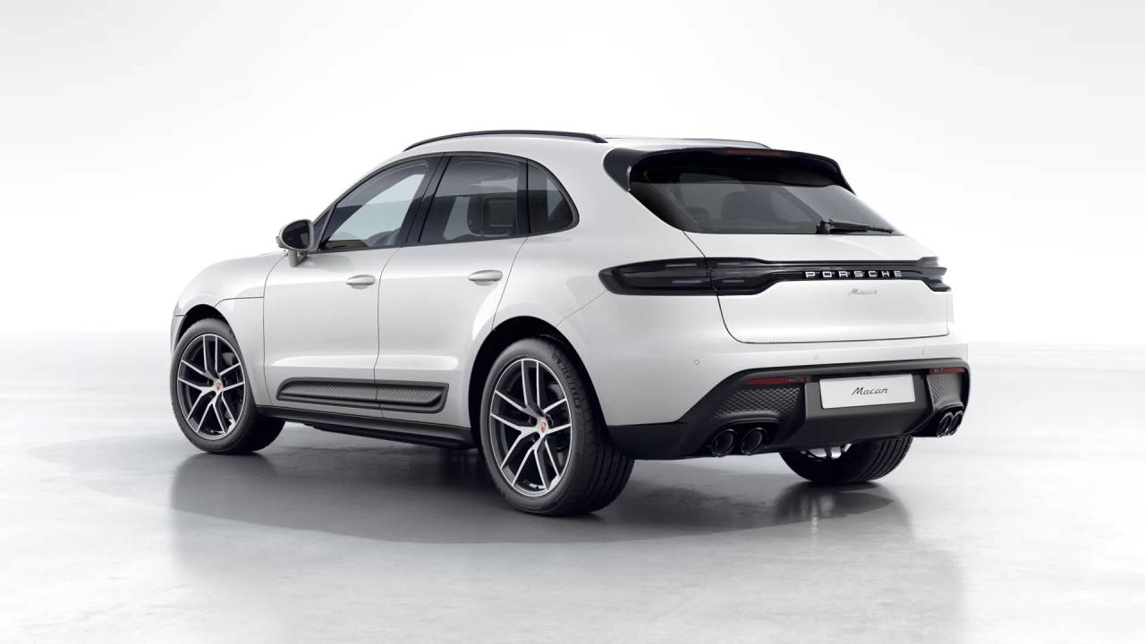 2026 Porsche Macan T photo 3