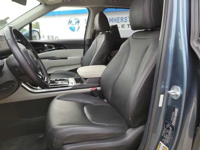 2023 Kia Carnival SX photo 14