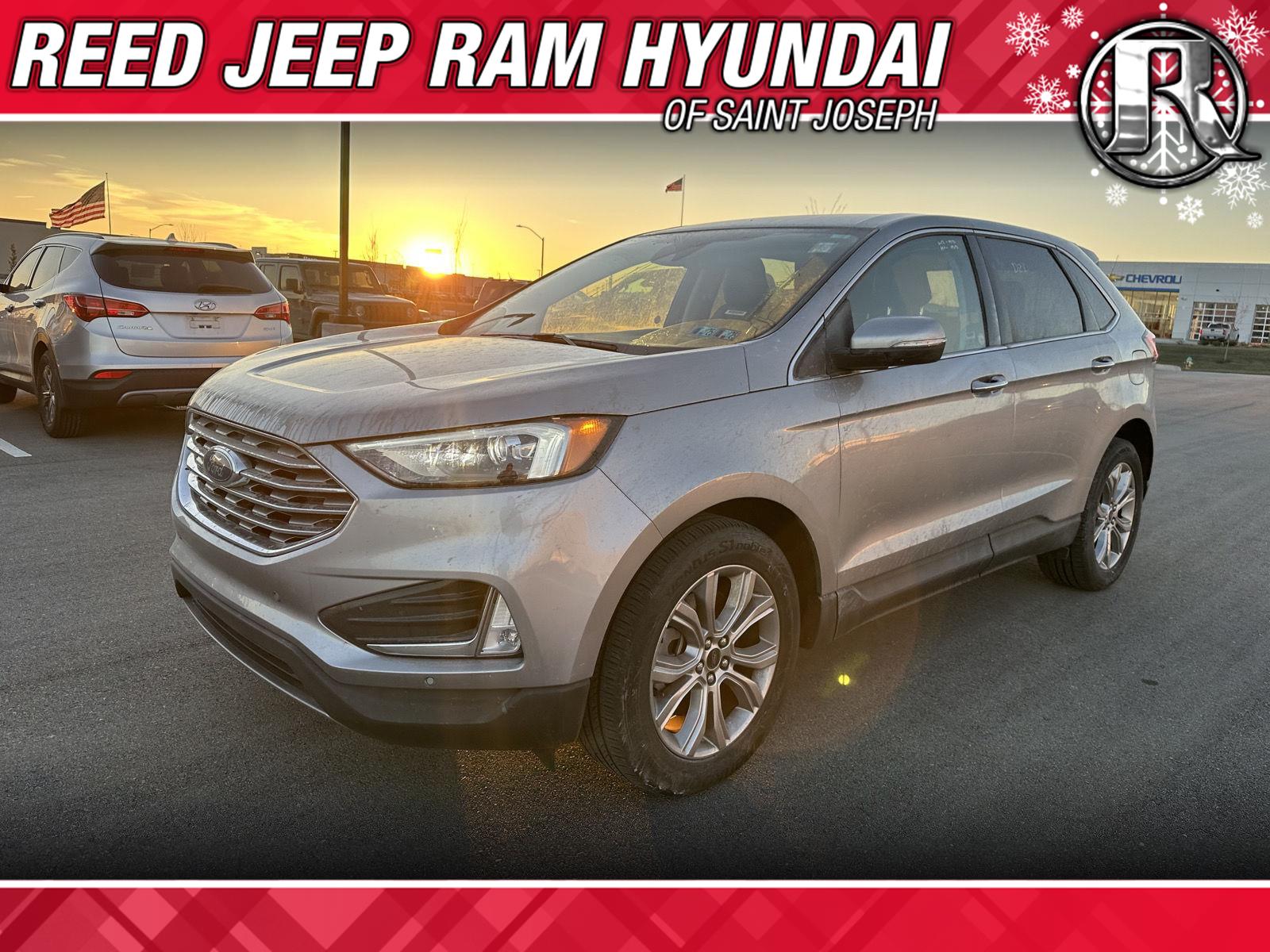 2024 Ford Edge Titanium's photo