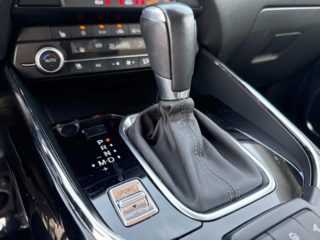 2022 Mazda CX-9 Touring photo 28