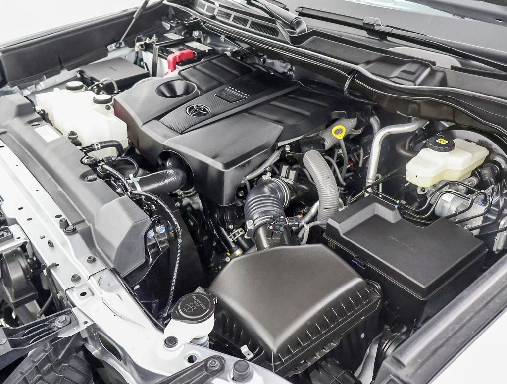 2025 Toyota Tundra SR5 photo 19
