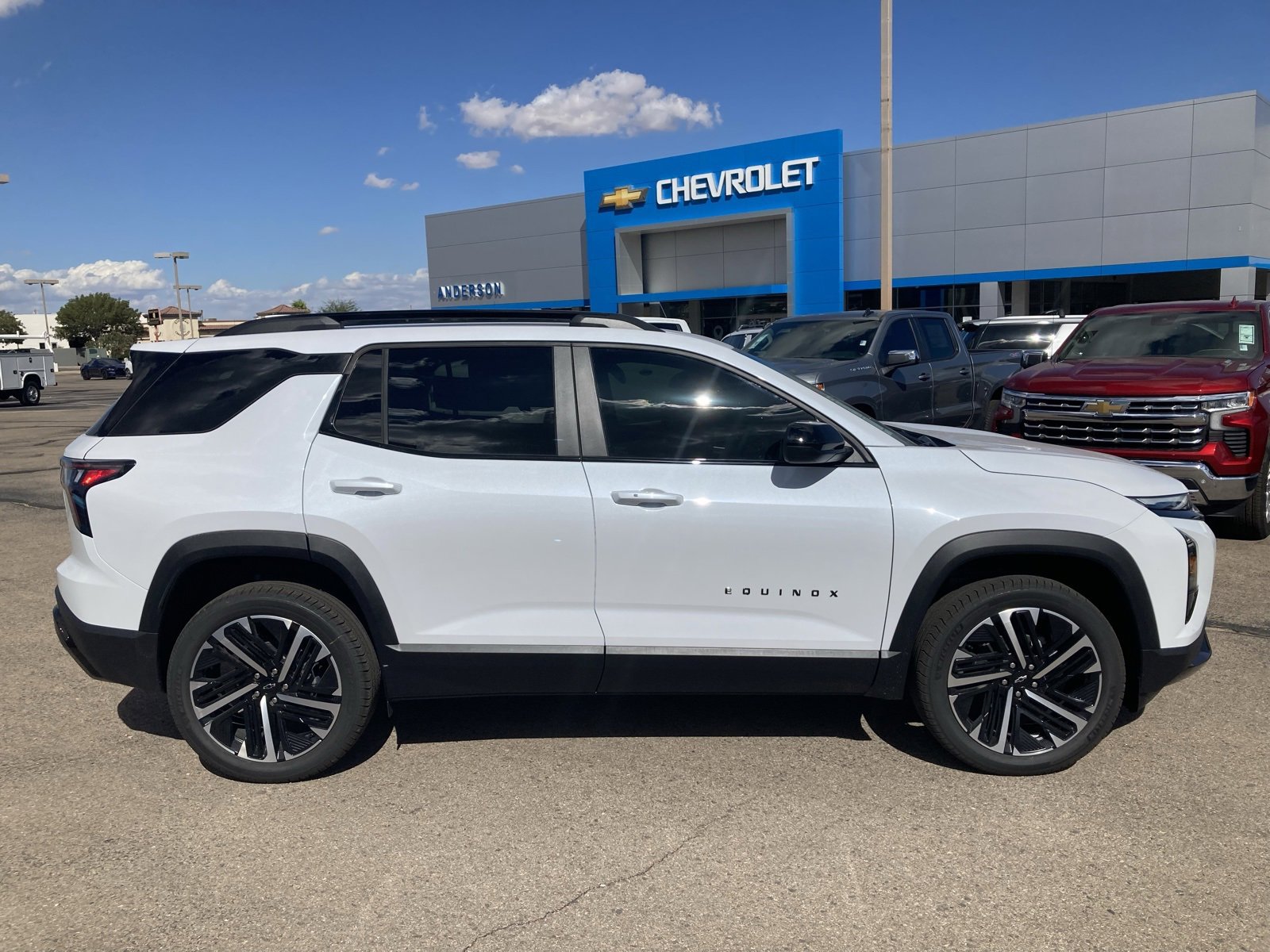 2026 Chevrolet Equinox RS photo 4