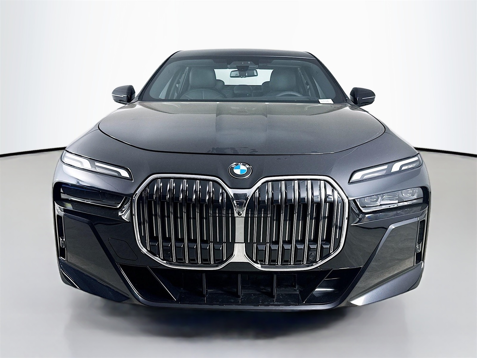2025 Bmw 760i 760i xDrive photo 2