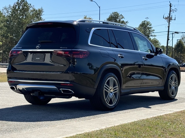 2025 Mercedes Benz GLS 450 4MATIC photo 3