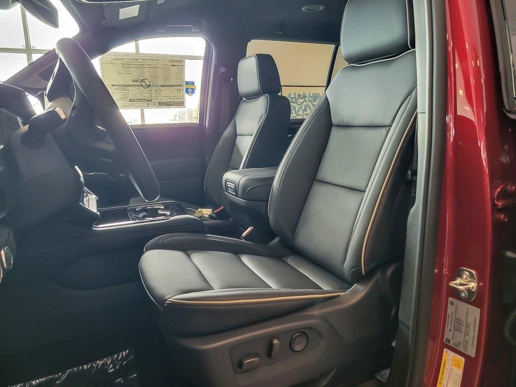 2026 GMC YUKON - Image 8
