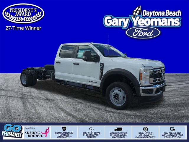2025 Ford F-450 Super Duty Chassis Cab XL's photo