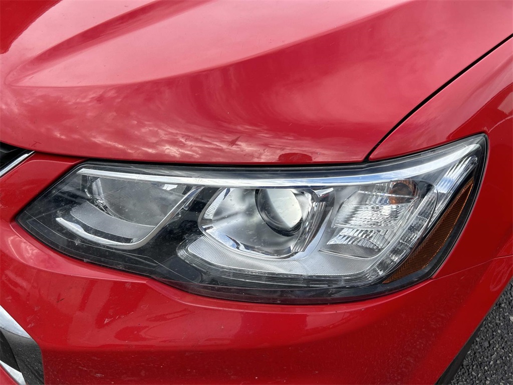 2020 Chevrolet Sonic LT photo 4