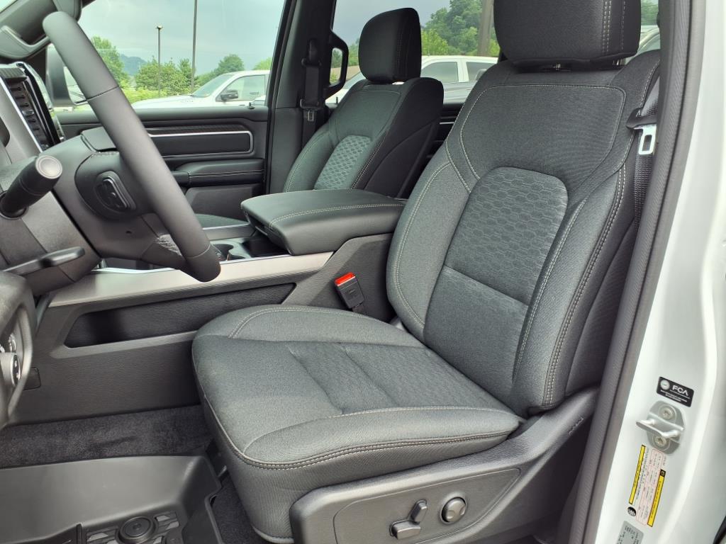 2025 Ram 1500 Big Horn Lone Star photo 4