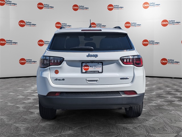 2024 Jeep Compass Latitude photo 3